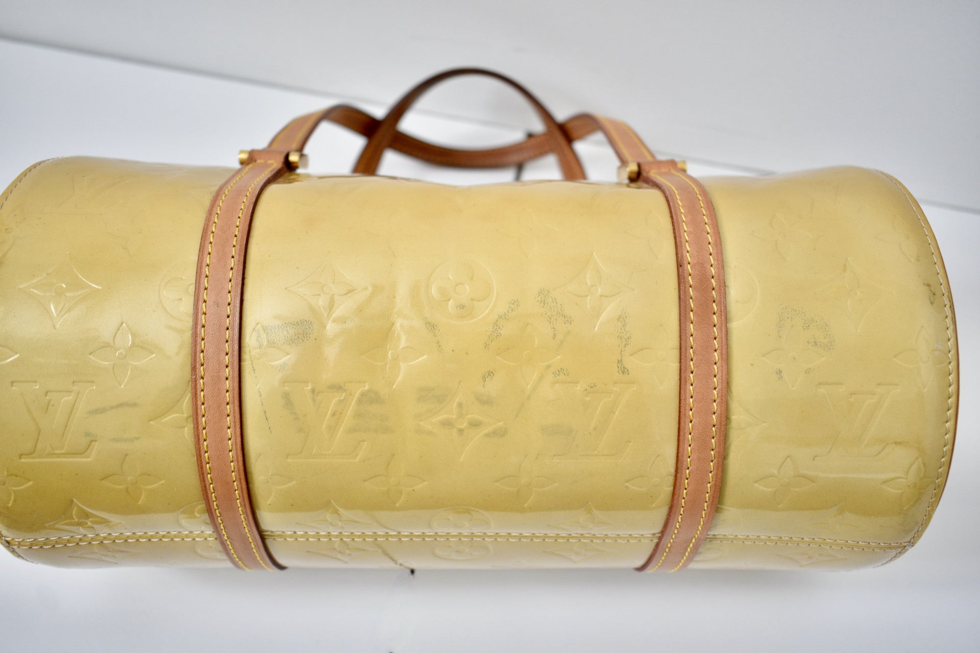 louis vuitton Monogram Vernis Bedford yellow Leather Patent leather  ref.724484 - Joli Closet