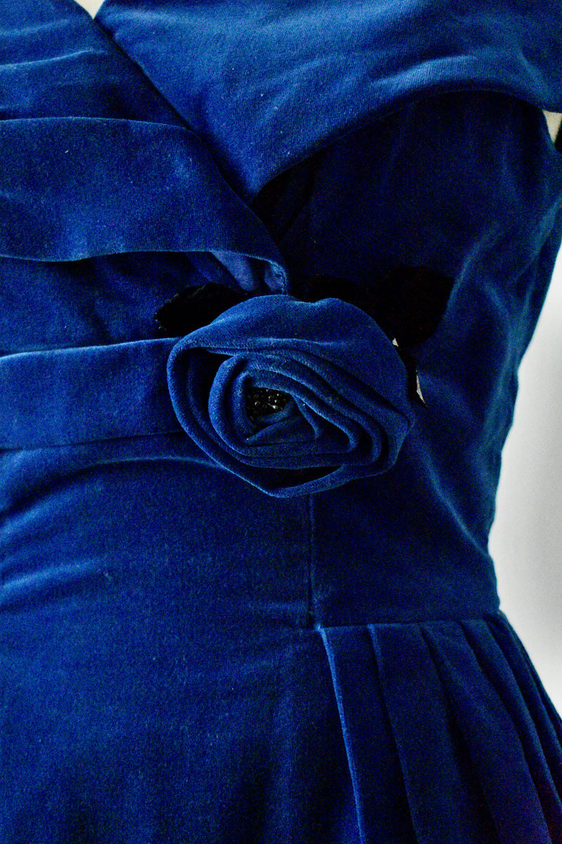Vintage 1950s Blue Velvet Dress Vintage World Rocks Vintage 1950s Blue Velvet Dress Vintage World Rocks