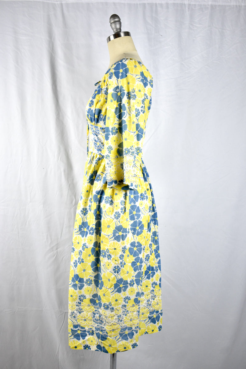 Vintage late 1960s Lilly Pulitzer Cotton Yellow/Blue Dress – Vintage World Rocks Vintage late 1960s Lilly Pulitzer Cotton Yellow/Blue Dress – Vintage World Rocks