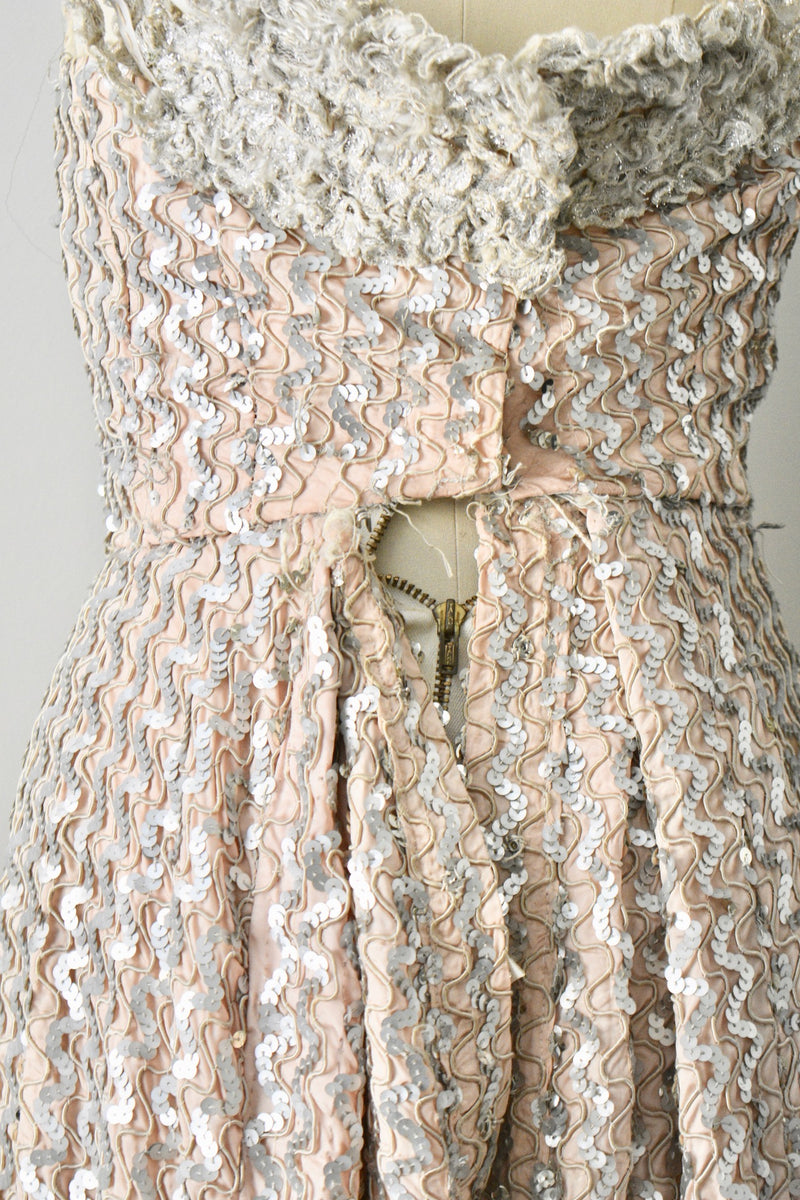 1940s Vintage Hollywood Beige Sequin Gown