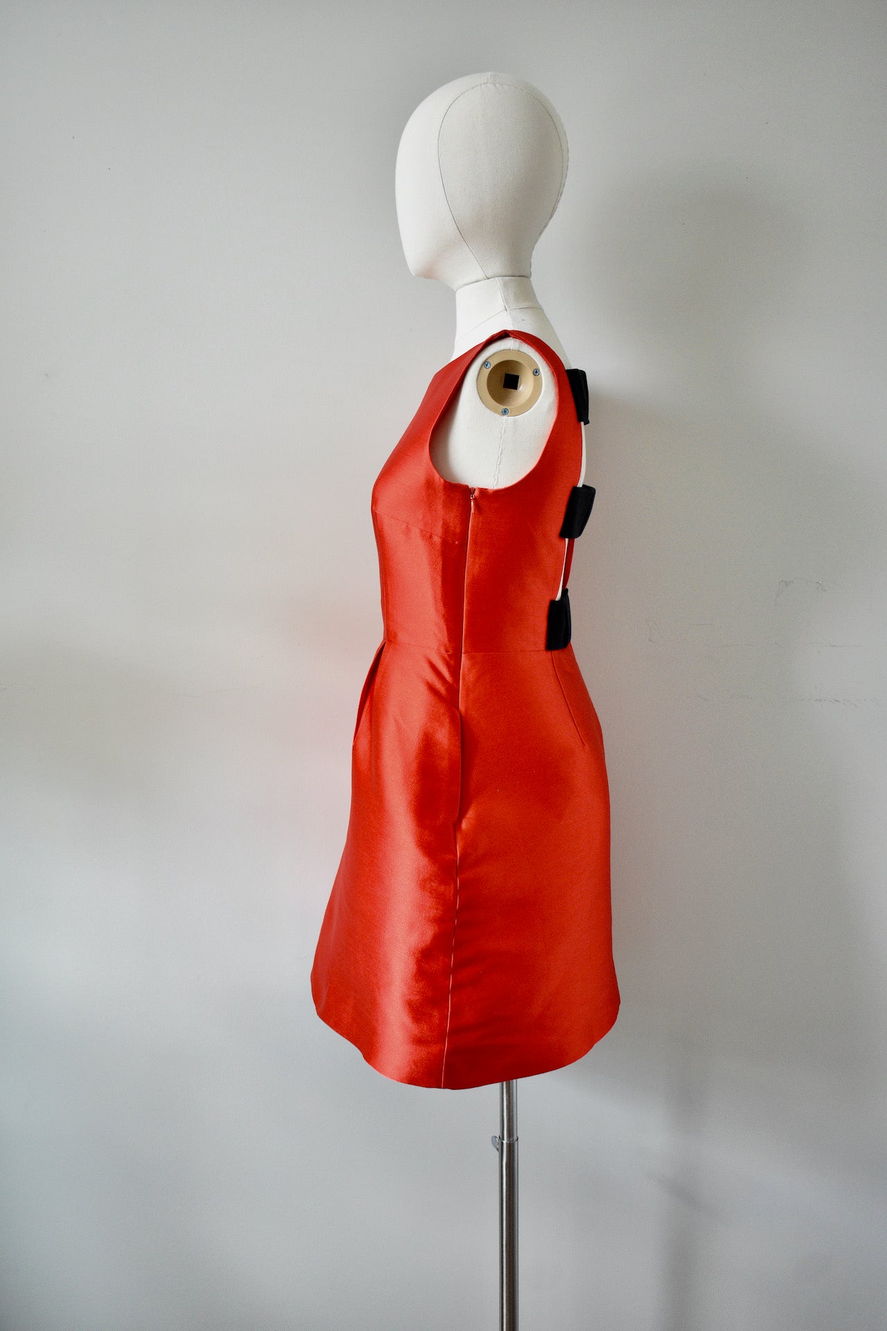 Kate Spade Cut Out Back Sleeveless Red Dress – Vintage World Rocks