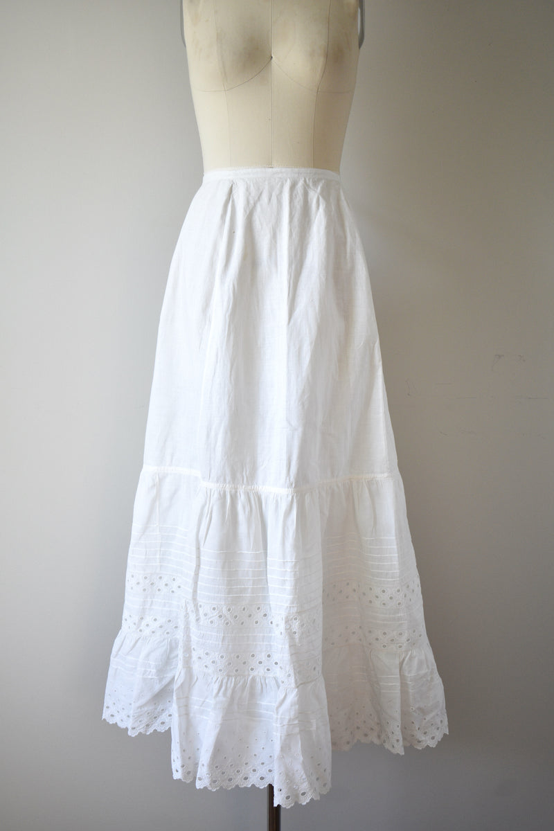 1890s-1900 White Cotton Petticoat