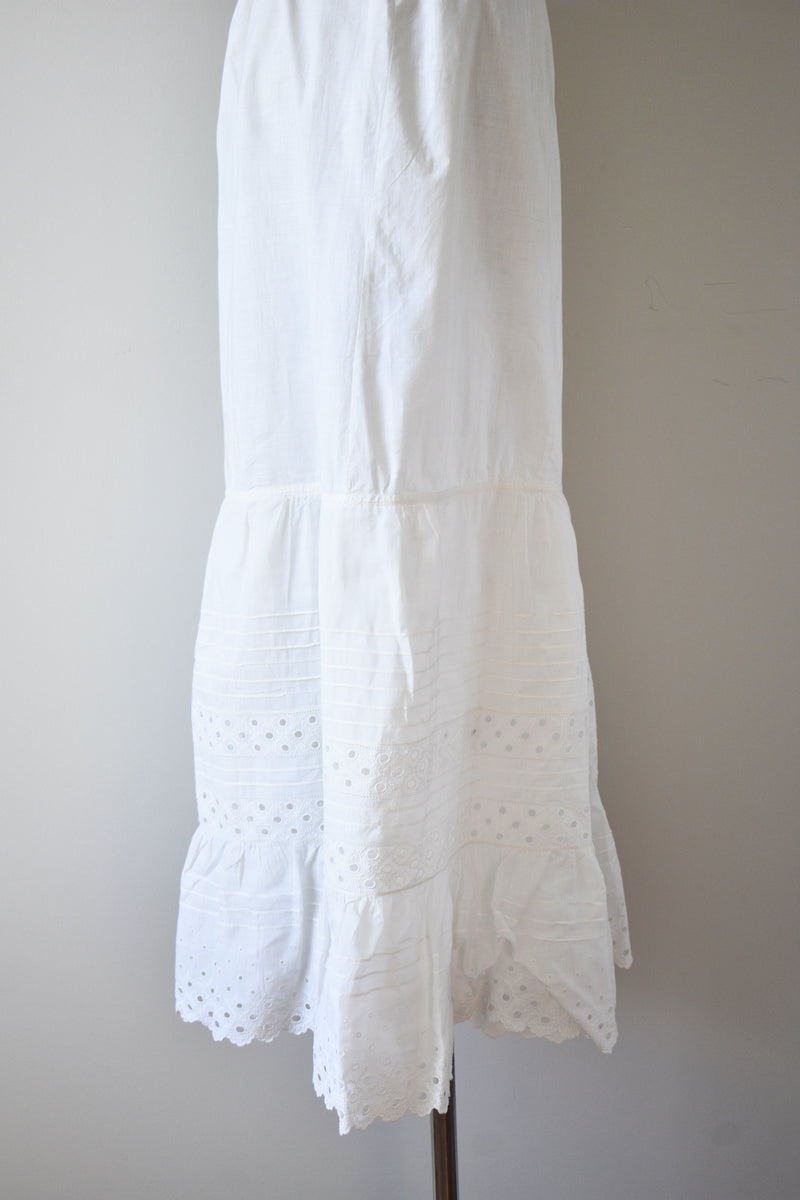 1890s-1900 White Cotton Petticoat