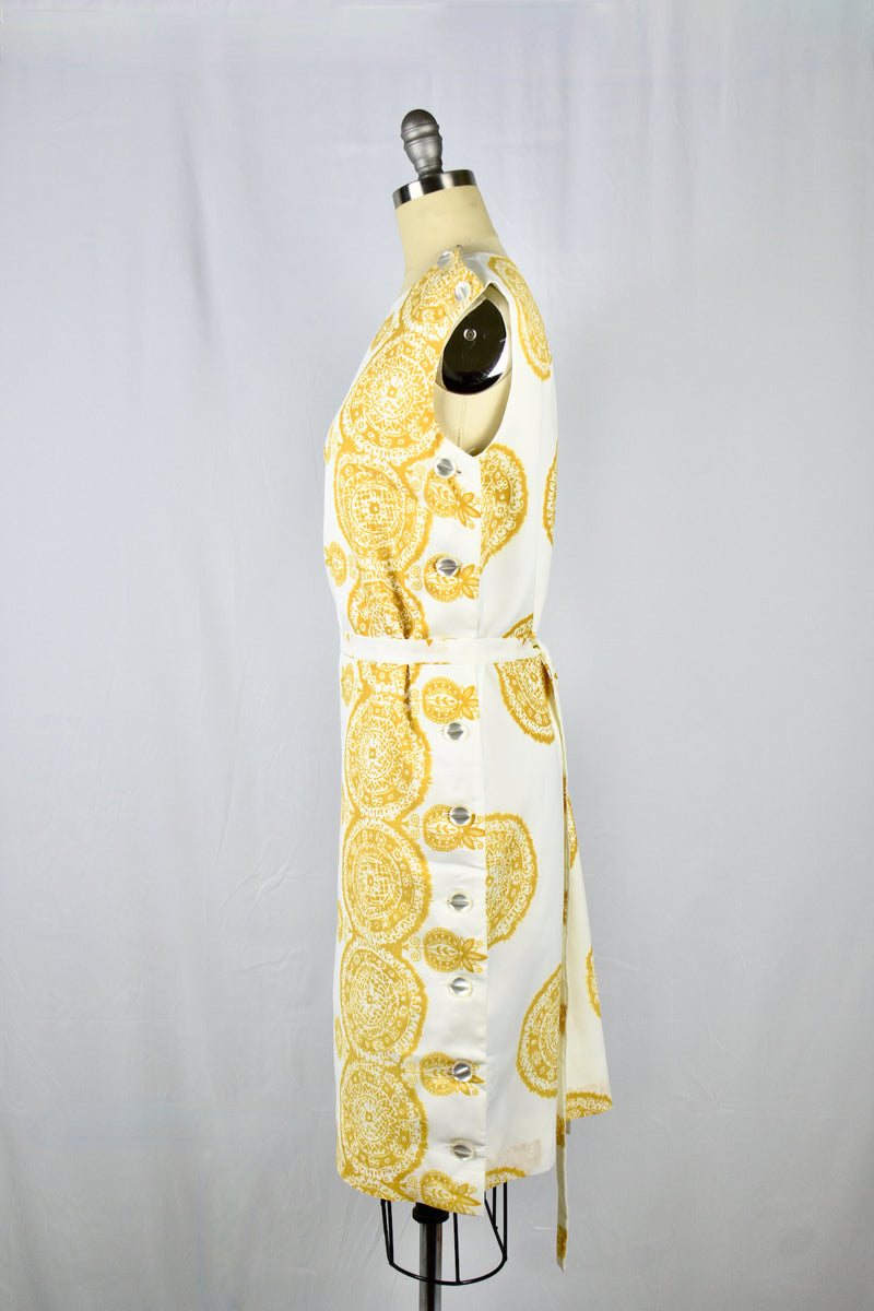Vintage 1960s Henry Lee Gold/ White Sleeveless Shift Dress