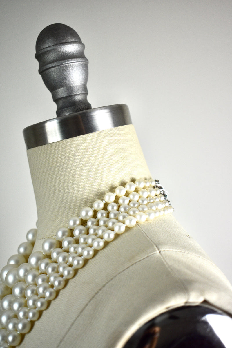 Vintage 1960s Faux Ivory Pearls