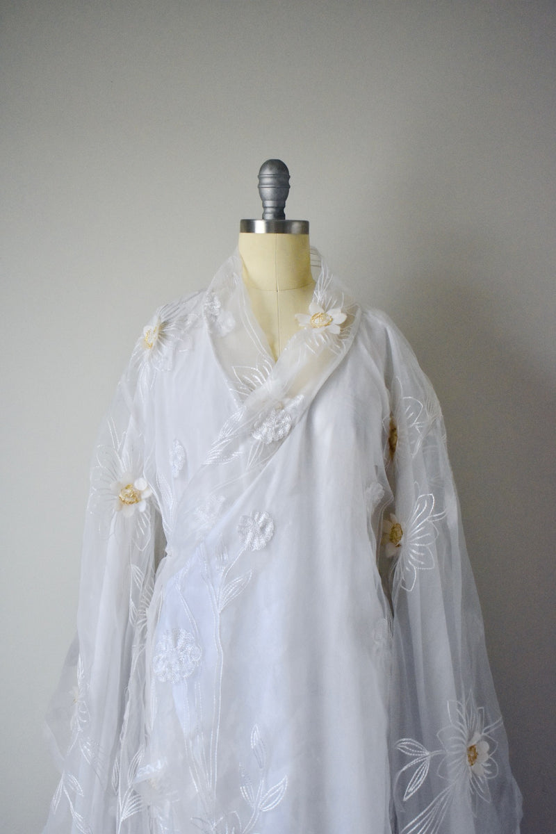 Vintage 1980s Poly White Floral Applique Kimono