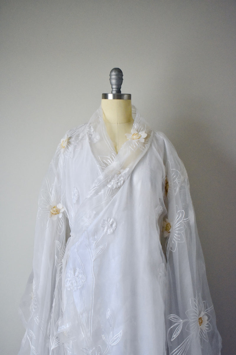 Vintage 1980s Poly White Floral Applique Kimono