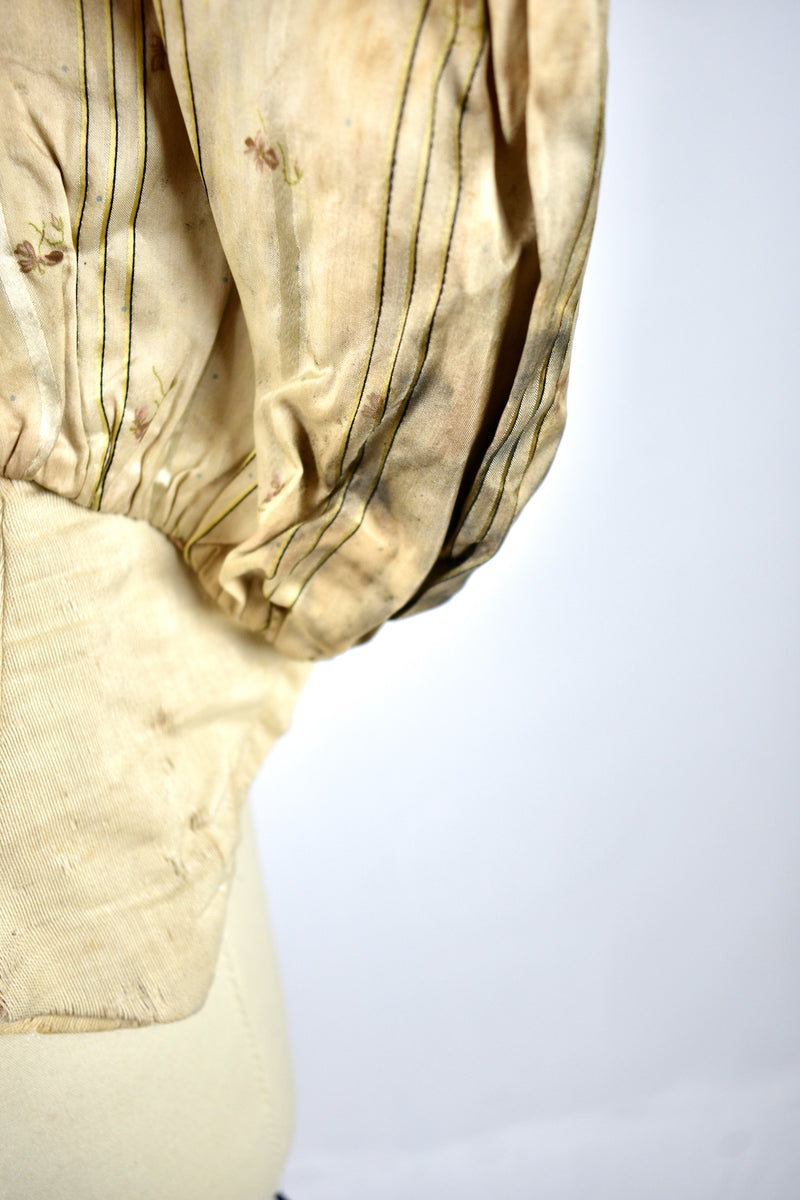 Vintage Victorian Gold Button Down Top-Study